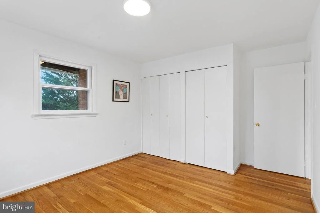 Photo of 11705 DEVILWOOD COURT