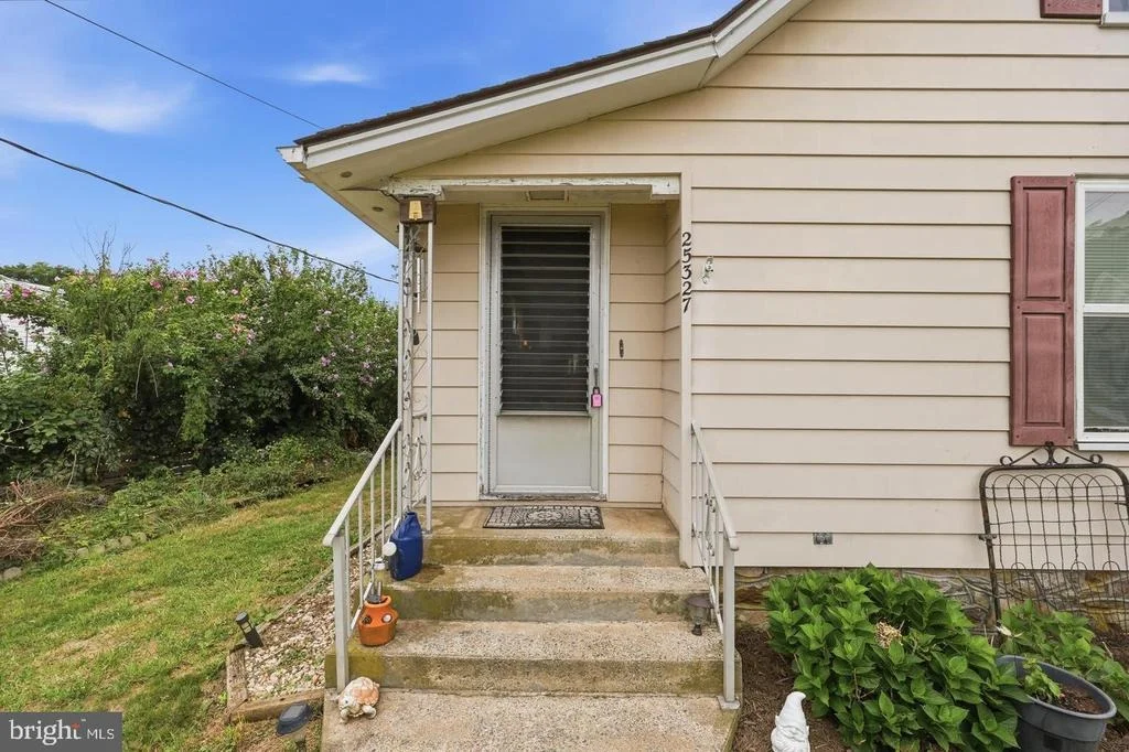 Photo of 25327 HIGHFIELD ROAD