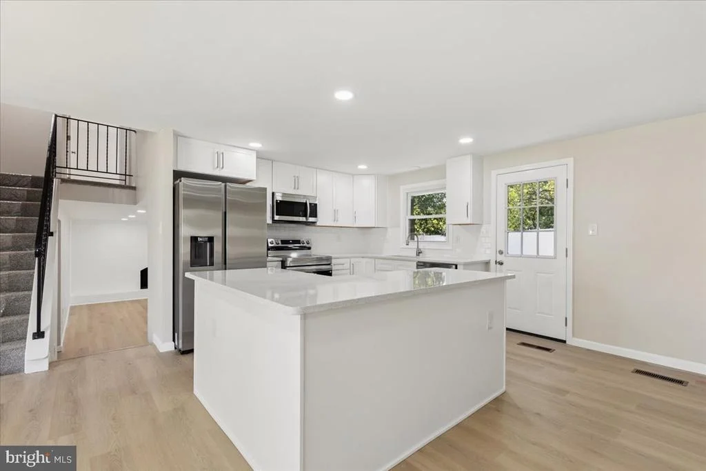 Photo of 5614 DANIEL CIRCLE
