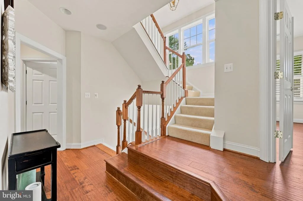 Photo of 44121 RIVERPOINT DRIVE