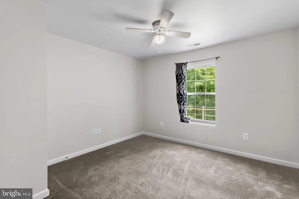 Photo of 176 SPLIT ROCK DRIVE