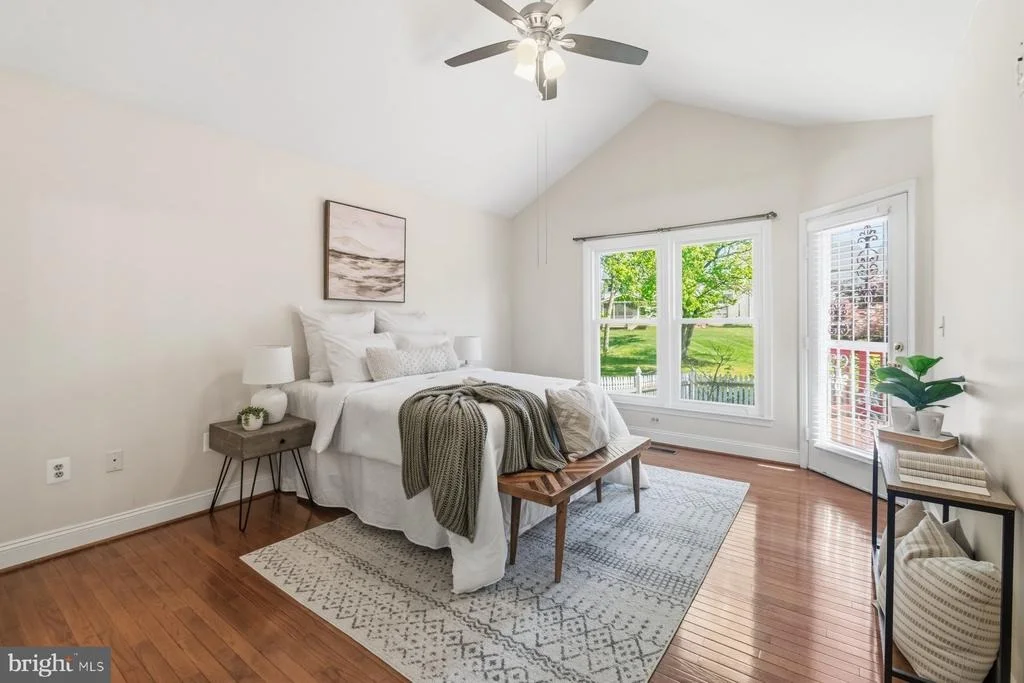 Photo of 14215 GREENVIEW DRIVE