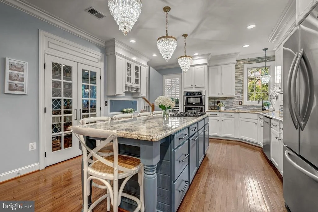 Photo of 24165 SPRING MEADOW CIRCLE