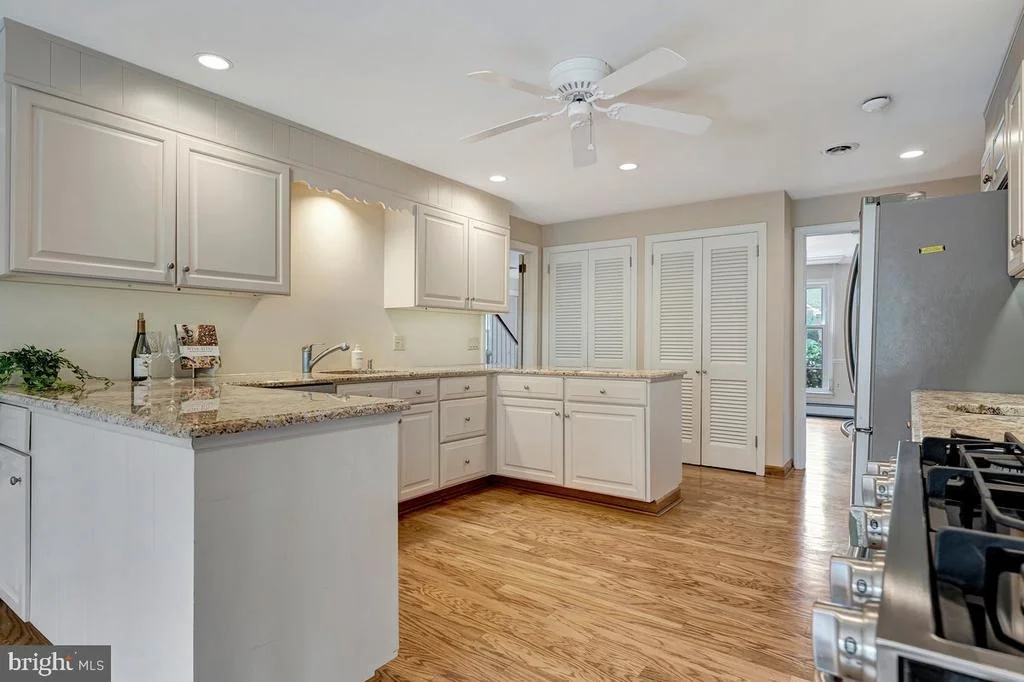 Photo of 706 BRISTOL ROAD