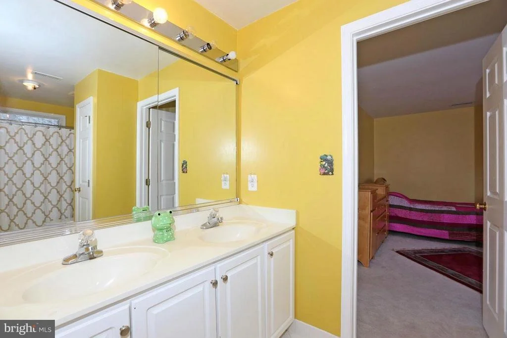 Photo of 118 FOX TRAIL TERRACE