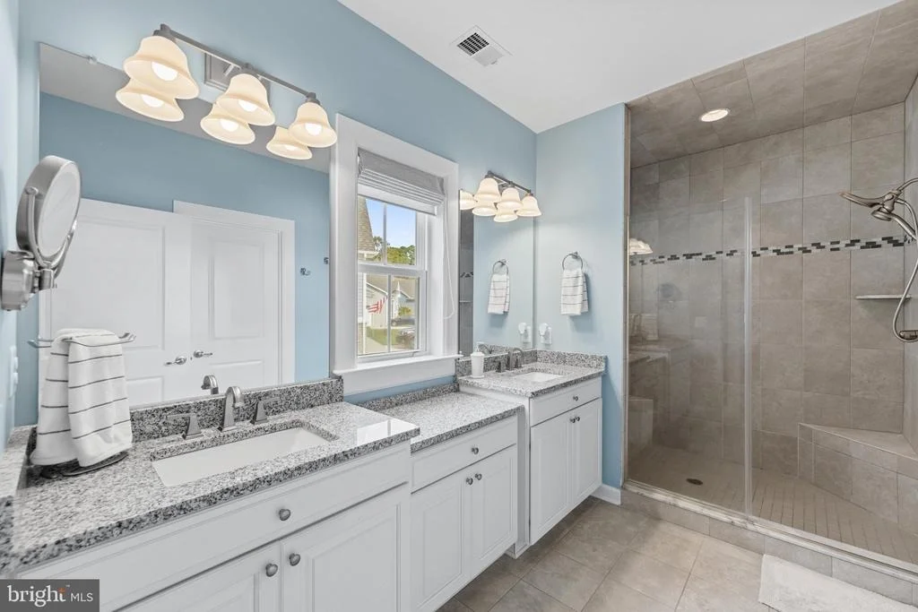 Photo of 39033 CROWS NEST LANE
