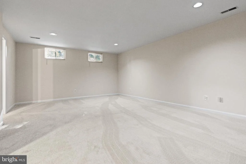 Photo of 2614 BEECHMONT LANE