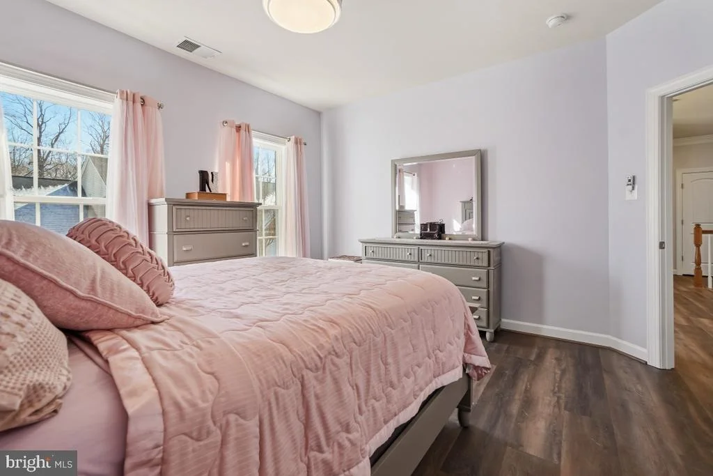 Photo of 15312 SIR EDWARDS DRIVE