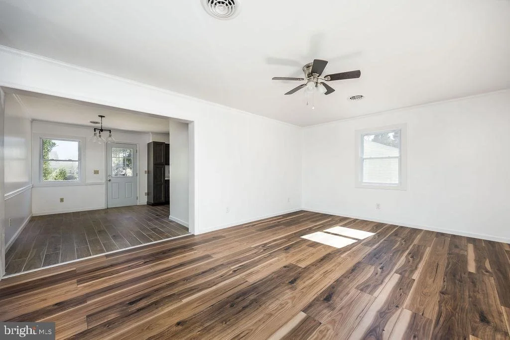 Photo of 813 PRICE ROAD