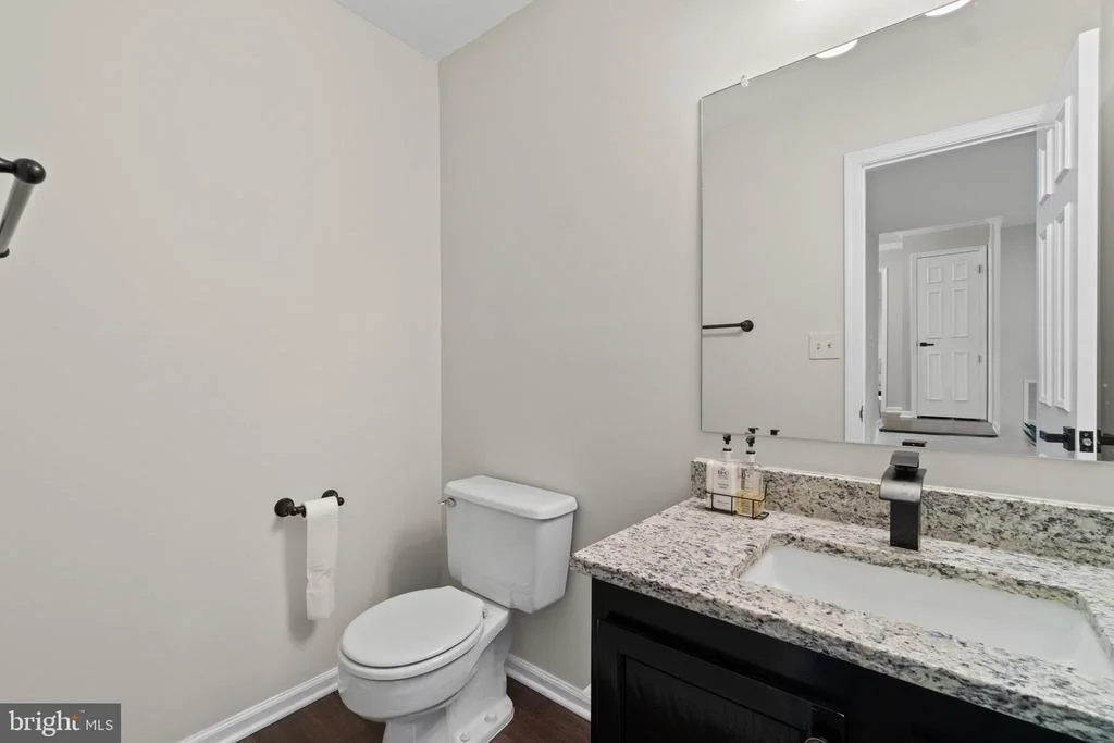 Photo of 14724 BOTANY WAY