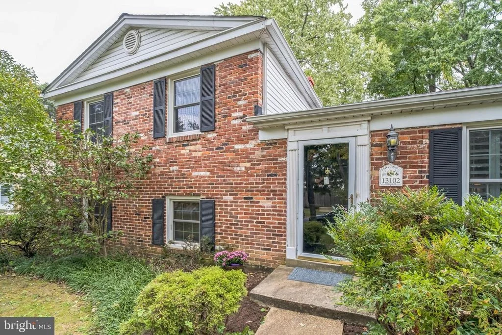 Photo of 13102 FOXHALL DRIVE