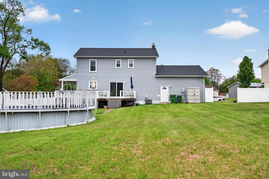 Photo of 10985 BLAKE LANE