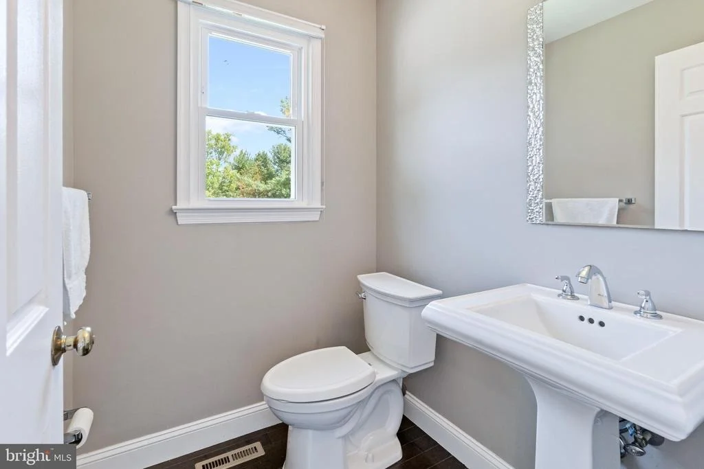 Photo of 20809 MERLE DRIVE