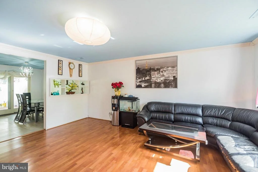Photo of 14924 HYDRUS ROAD