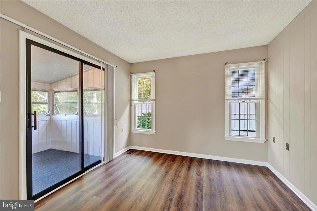 Photo of 1012 MASTLINE DRIVE