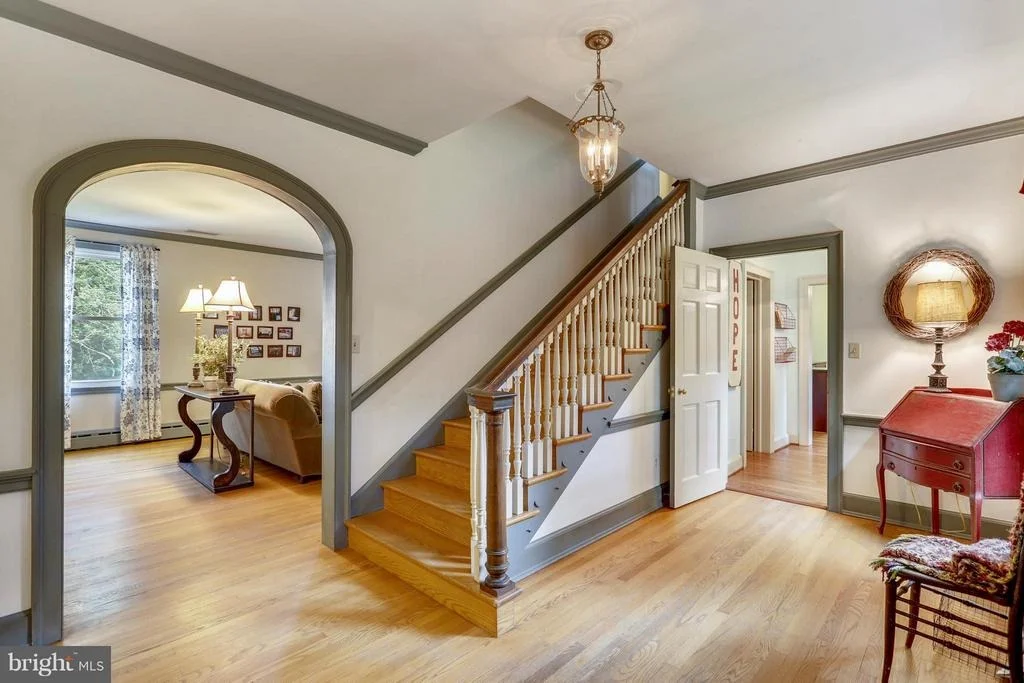 Photo of 17415 BATCHELLORS FOREST ROAD