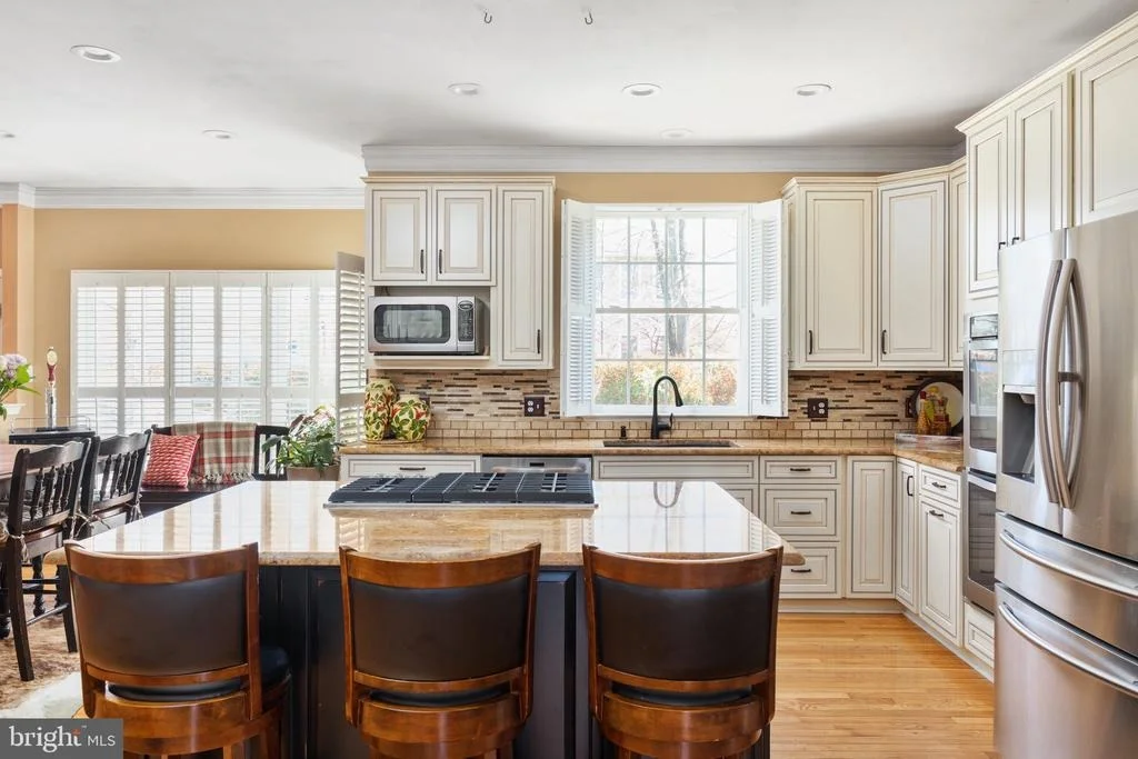 Photo of 7997 SEQUOIA PARK WAY