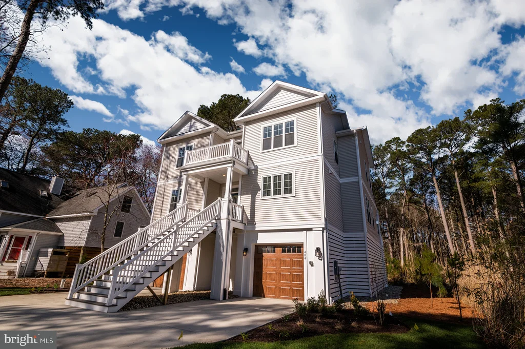 Photo of 404 SALT POND ROAD