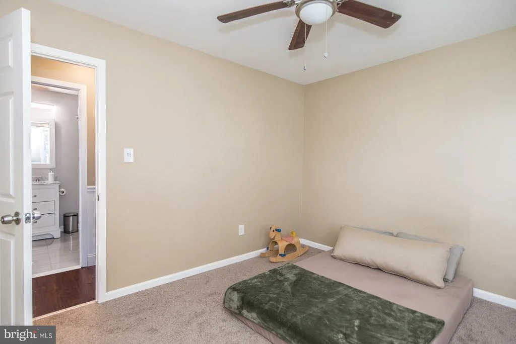 Photo of 28 GIMBLE LANE