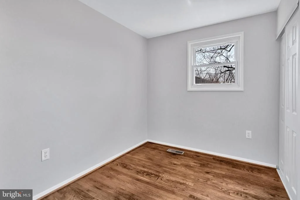 Photo of 362 OLD LINE AVENUE