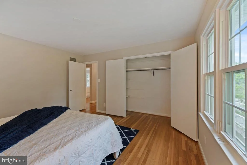 Photo of 7700 FALSTAFF ROAD