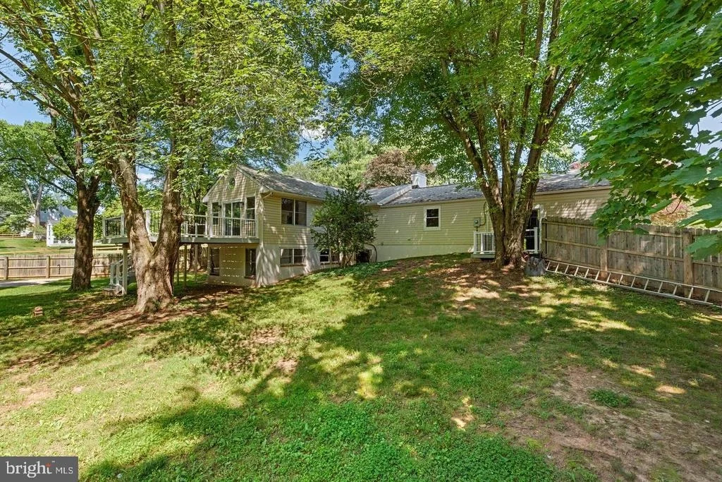 Photo of 14906 DUNSTAN LANE