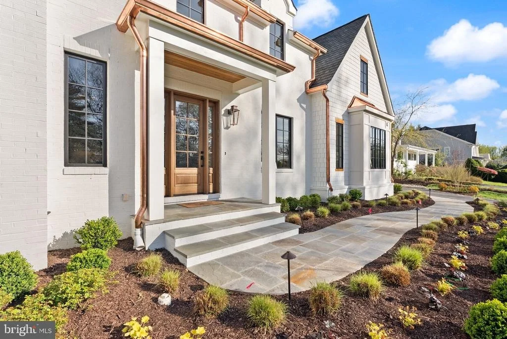 Photo of 1223 SOMERSET DRIVE