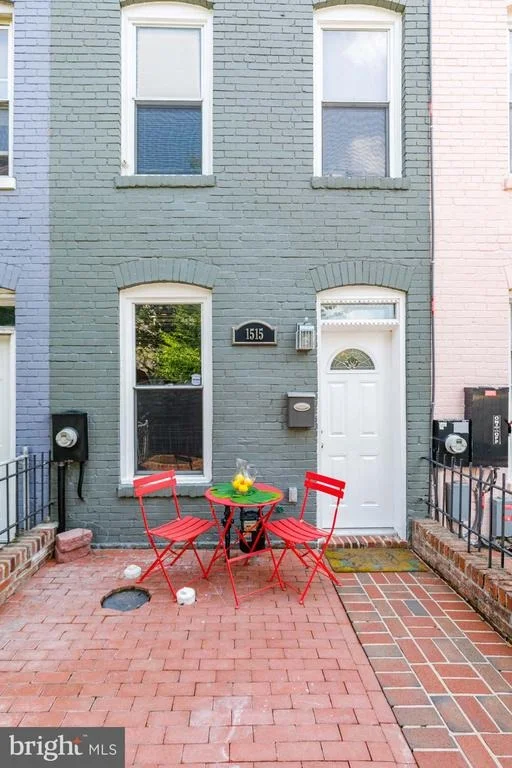 Photo of 1515 INDEPENDENCE AVENUE SE