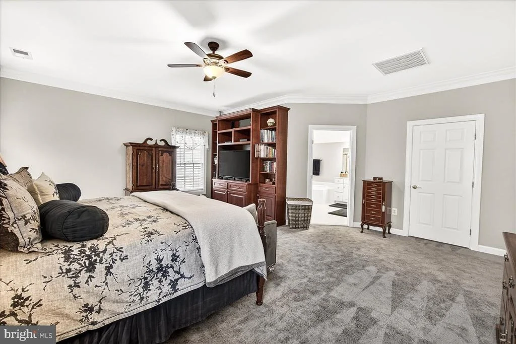 Photo of 6434 BELLEVUE PLACE