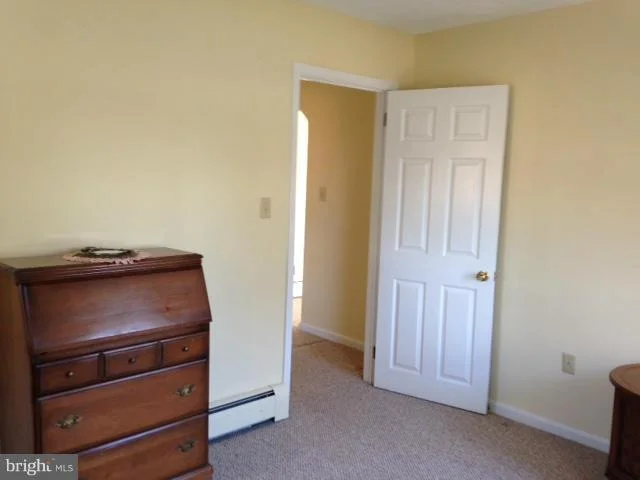 Photo of 20545 WATERLOO LANE