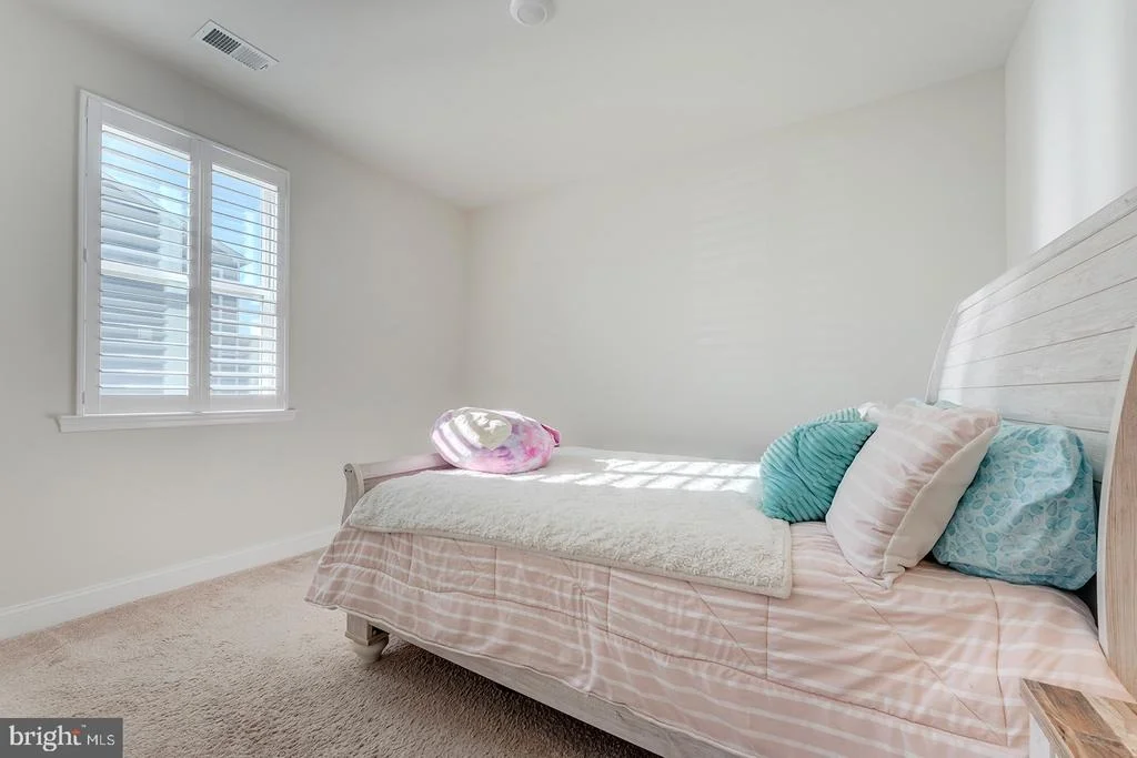 Photo of 15496 CRAPE MYRTLE ROAD