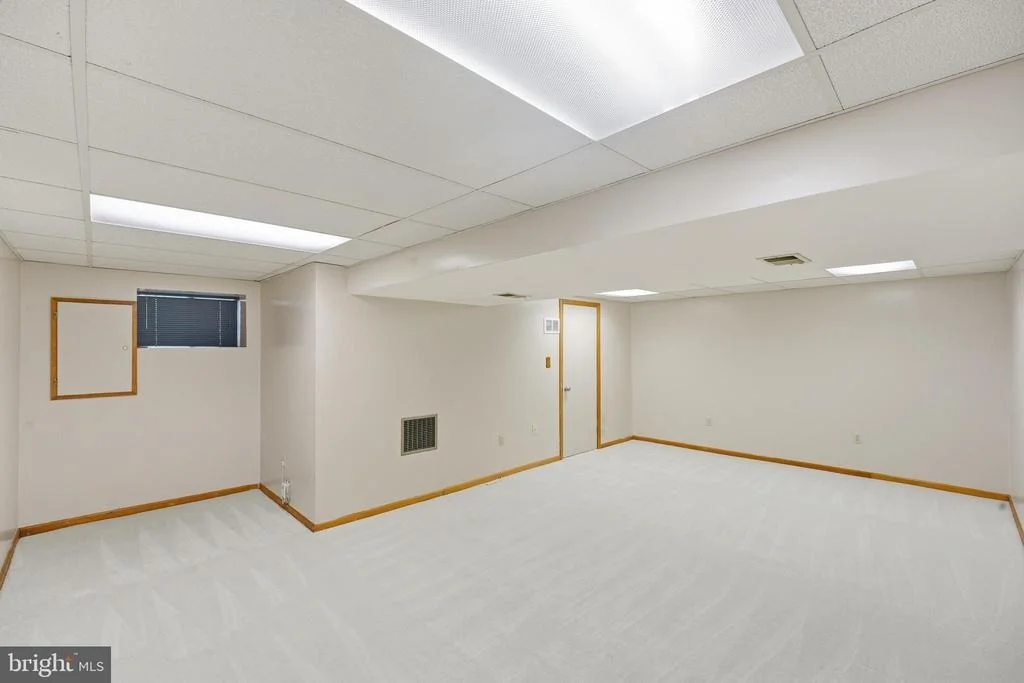 Photo of 2304 HIDDEN VALLEY LANE
