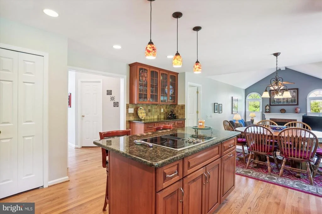 Photo of 18521 AZALEA DRIVE