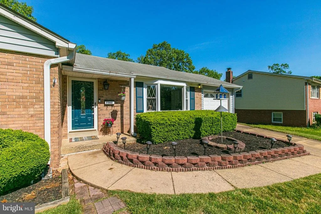 Photo of 7562 REMINGTON ROAD