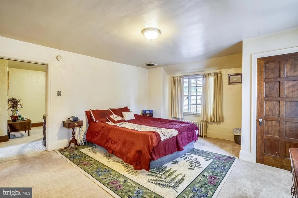 Photo of 200 MEALEY PARKWAY