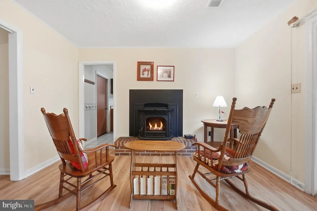 Photo of 15211 CANDY HILL ROAD