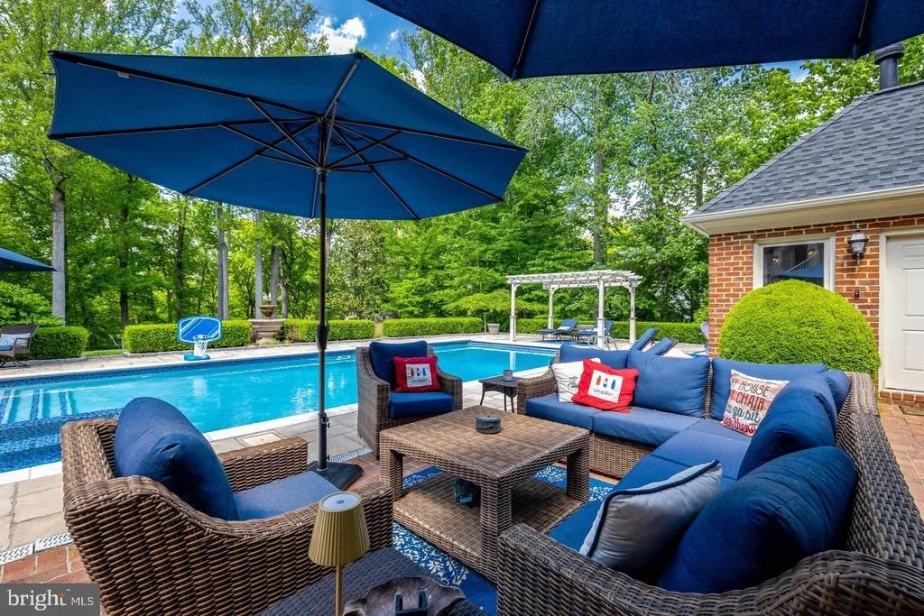 Photo of 105 INTERPROMONTORY ROAD