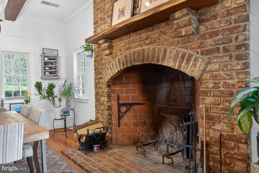 Photo of 17641 RAVEN ROCKS ROAD