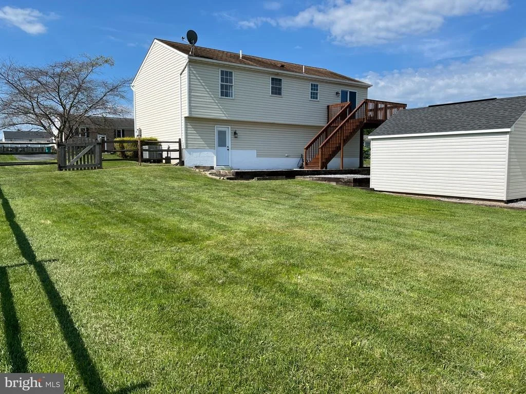 Photo of 15932 HIBISCUS DRIVE