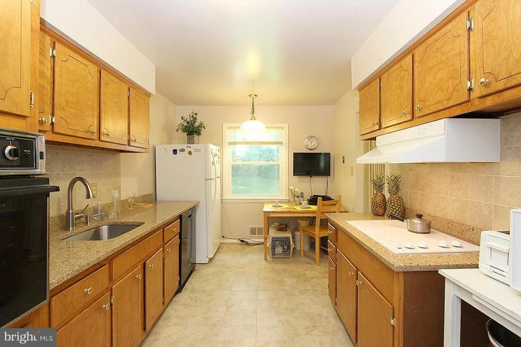 Photo of 1110 CHISWELL LANE