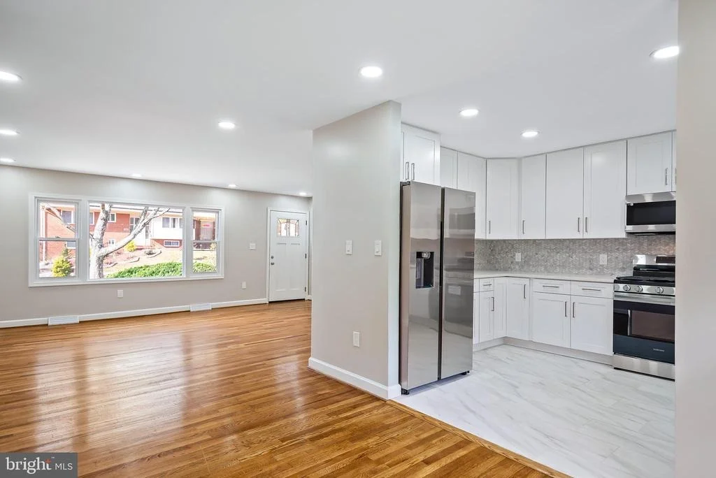 Photo of 823 MALIBU DRIVE