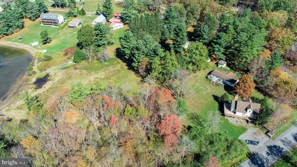 Photo of 32 HAZELHURST LANE