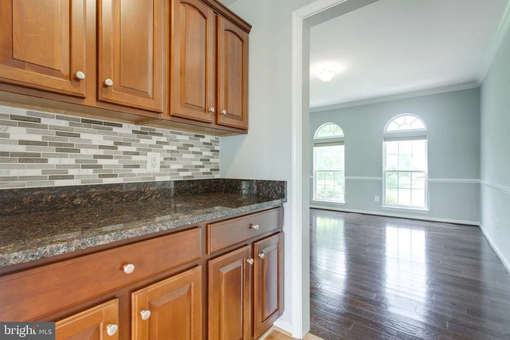 Photo of 6961 TANGLEWOOD DRIVE