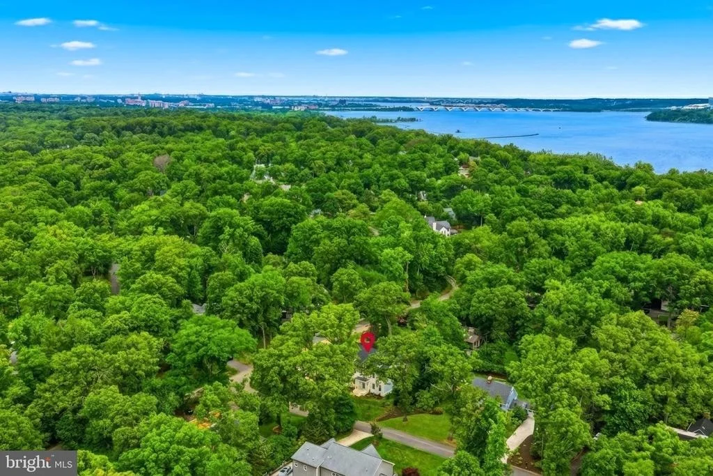 Photo of 1142 CAMERON ROAD
