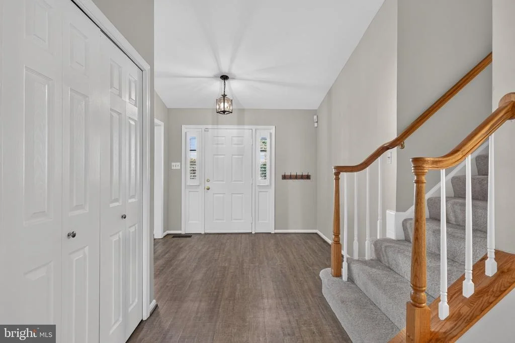 Photo of 7111 CARNATION COURT