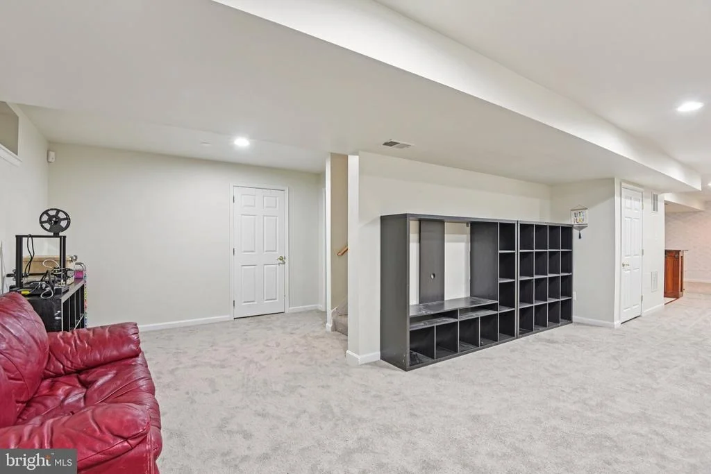 Photo of 6369 CLARIDGE DRIVE N