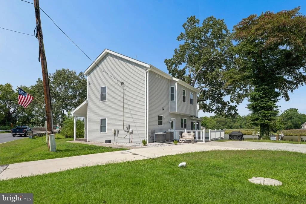 Photo of 456 DEALE ROAD