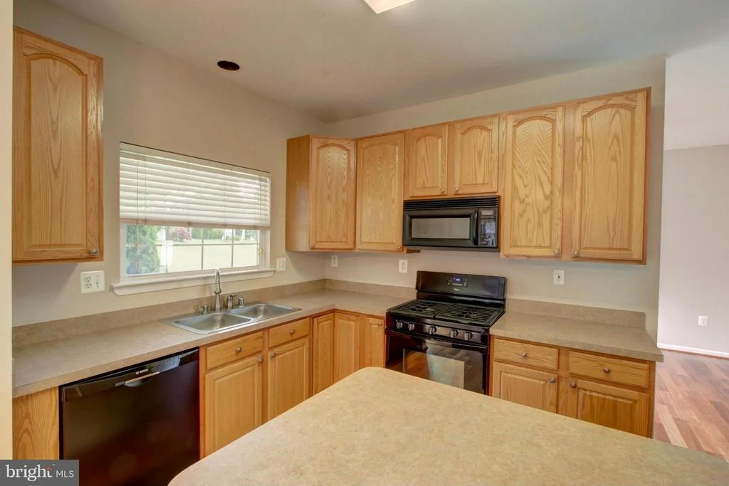 Photo of 252 TINSTONE DRIVE