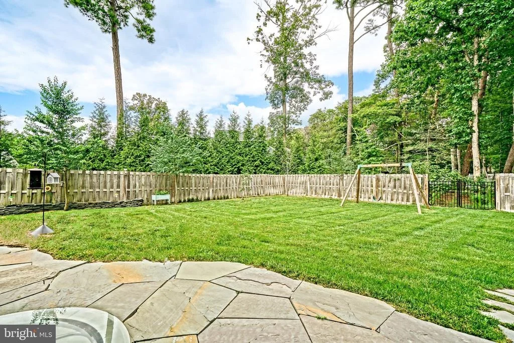 Photo of 19035 WINTERBERRY STREET