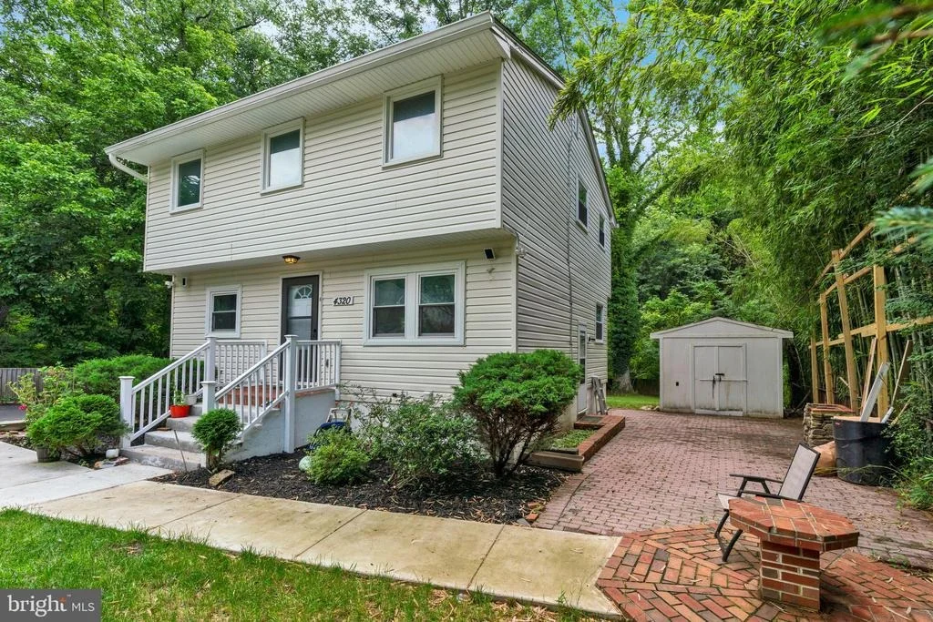 Photo of 4320 IVY GLEN ROAD